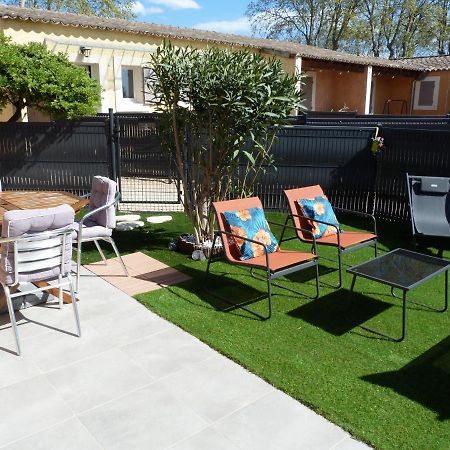 Appart Cosy Avec Son Exterieur Chaleureux,Piscine Et Parking Prive ฟองต์วิลเย ภายนอก รูปภาพ