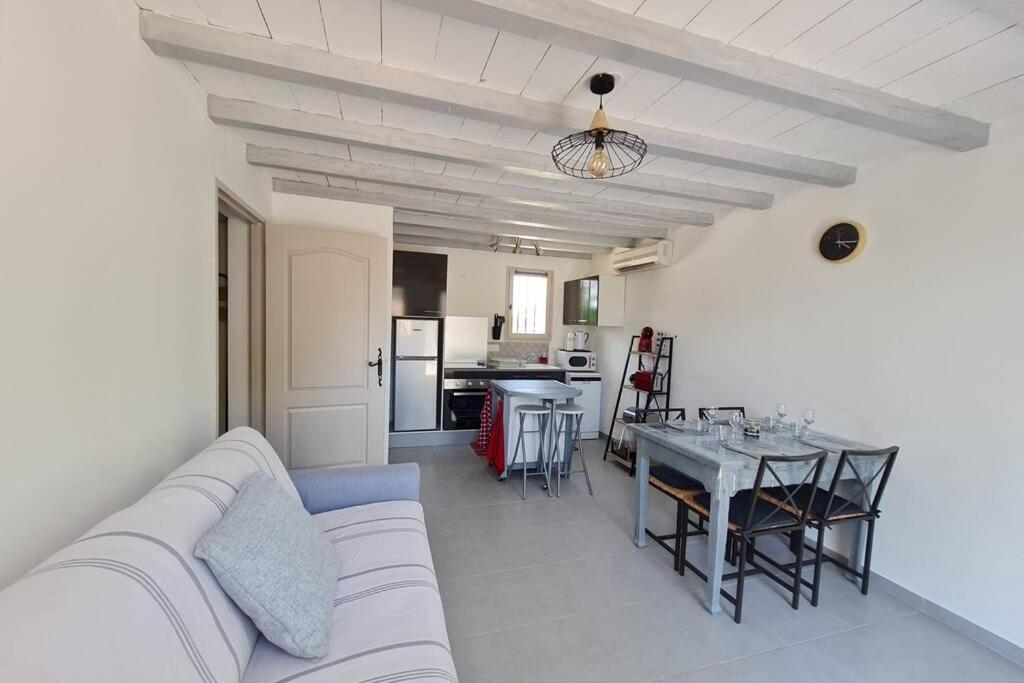 Appart Cosy Avec Son Exterieur Chaleureux,Piscine Et Parking Prive ฟองต์วิลเย ภายนอก รูปภาพ