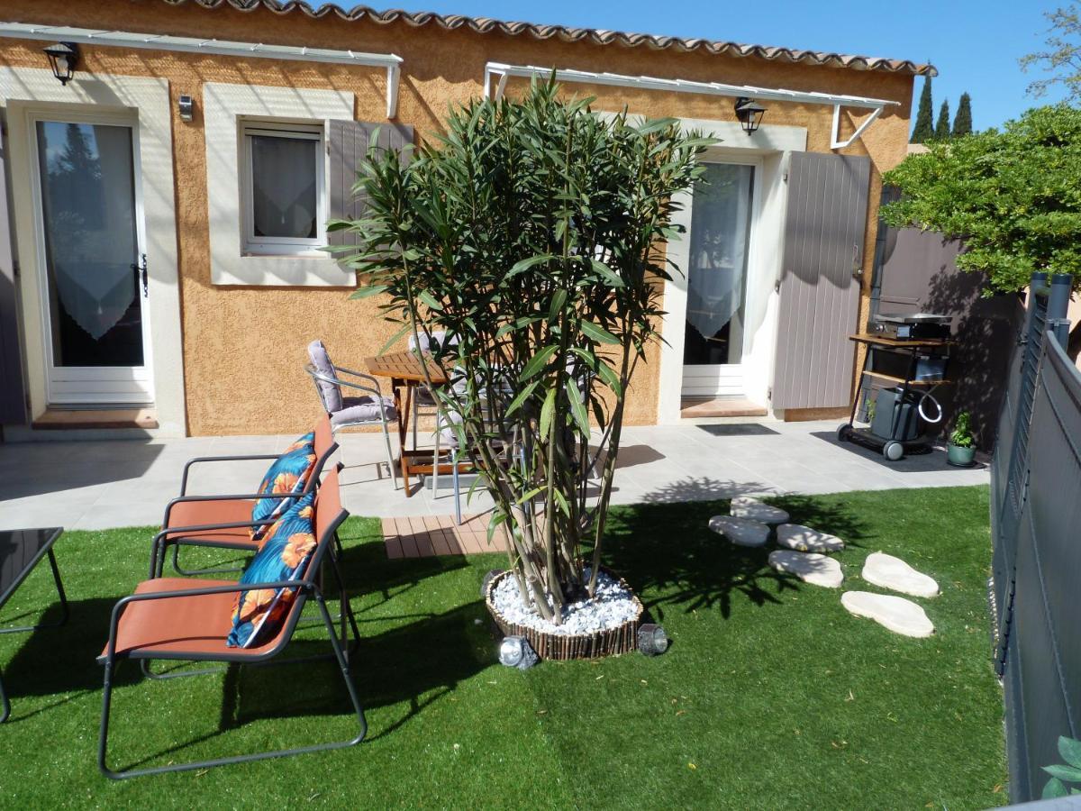 Appart Cosy Avec Son Exterieur Chaleureux,Piscine Et Parking Prive ฟองต์วิลเย ภายนอก รูปภาพ