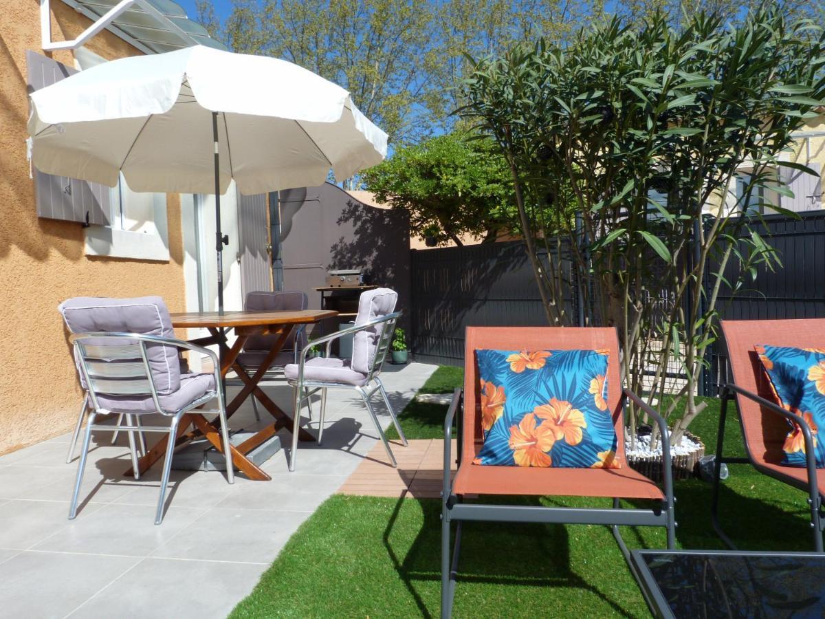 Appart Cosy Avec Son Exterieur Chaleureux,Piscine Et Parking Prive ฟองต์วิลเย ภายนอก รูปภาพ
